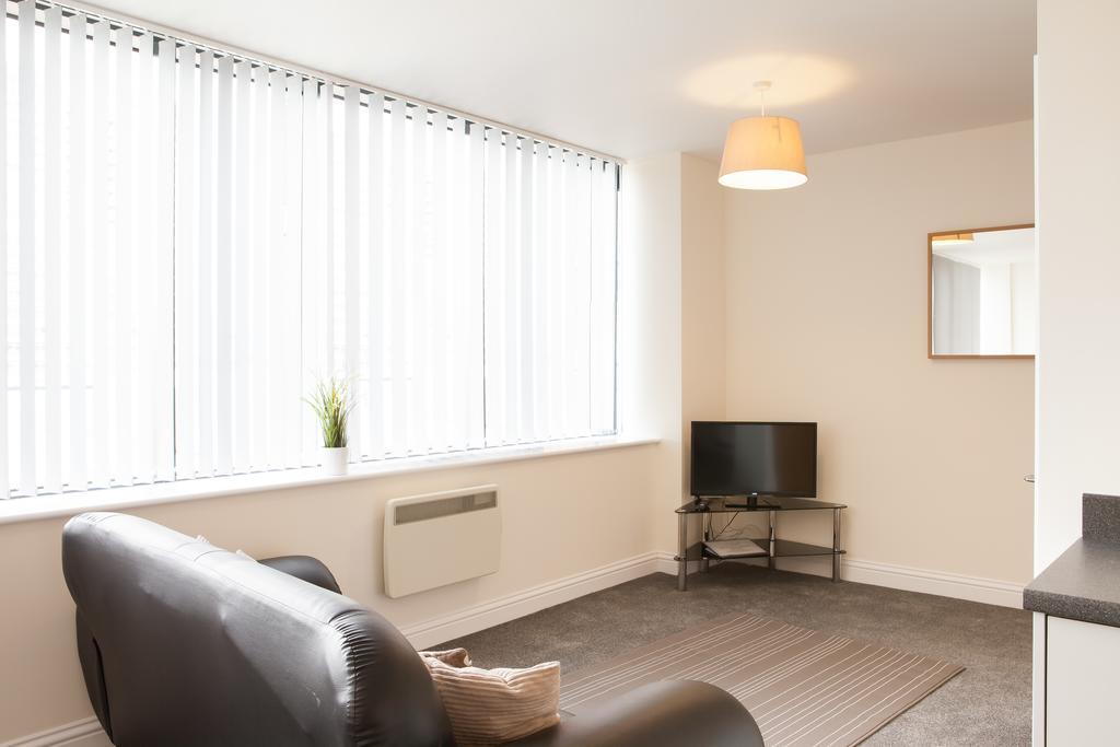 Guild House Apartment Swindon Exterior photo