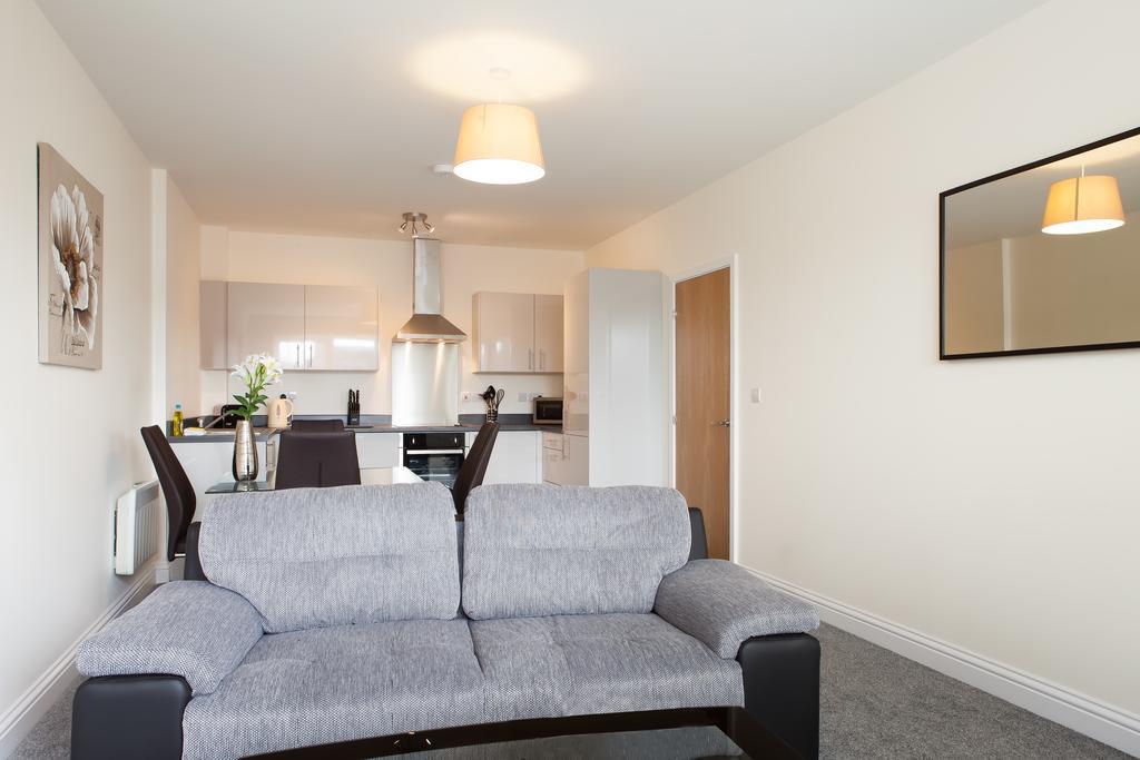 Guild House Apartment Swindon Exterior photo